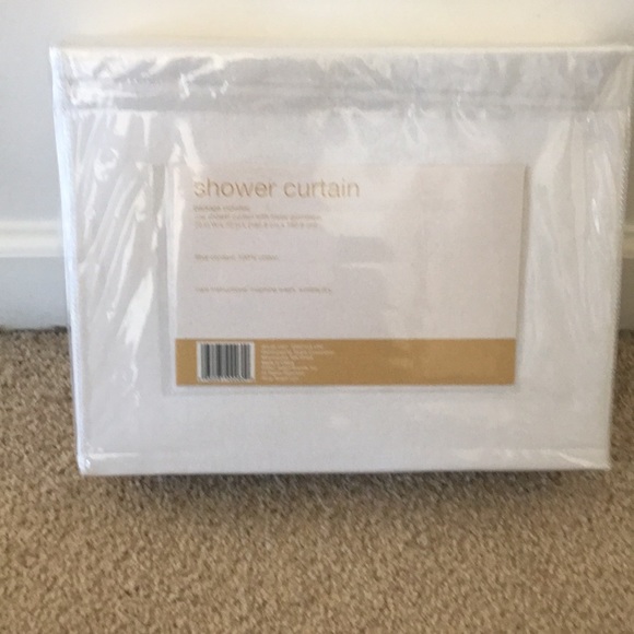 NIB; Shower Curtain - Picture 4 of 5